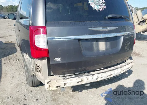 2015 Chrysler Town & Country Touring из США, поврежденный, VIN 2C4RC1BGXFR699313